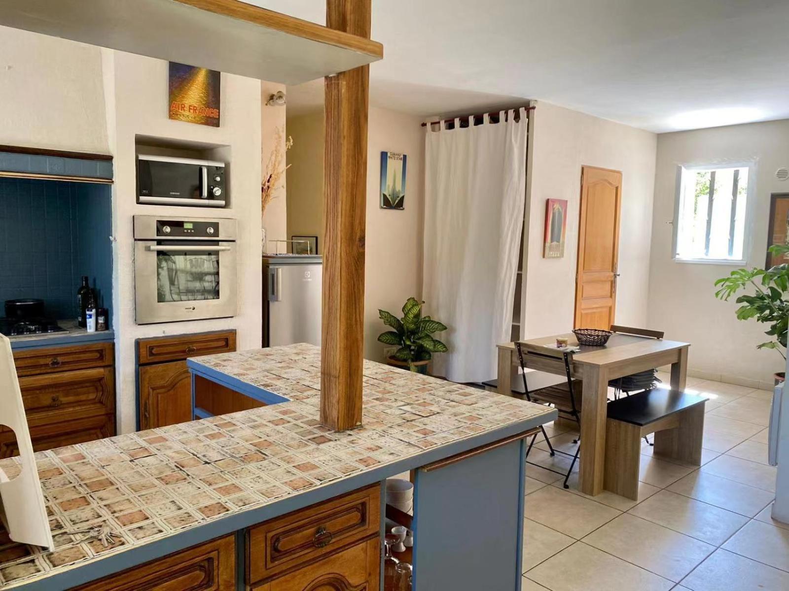Charmante Maison Provencale Avec Piscine Dans Hébergement de vacances Avignon